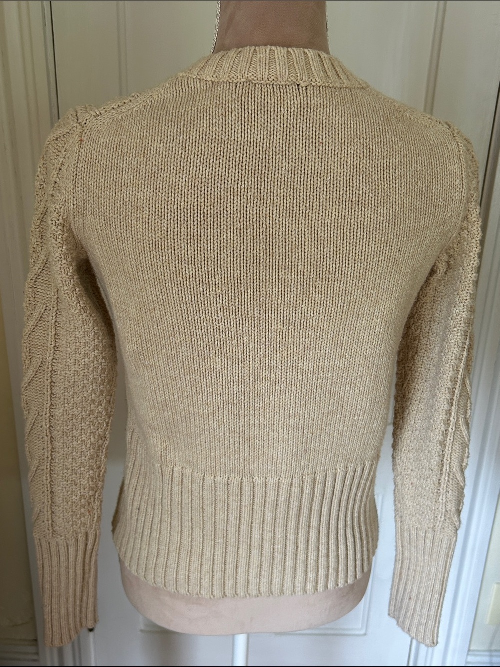 GAP Women's Cream Cable Knit Crewneck Sweater cotton, polyester and wool fabric - Picture 4 of 6